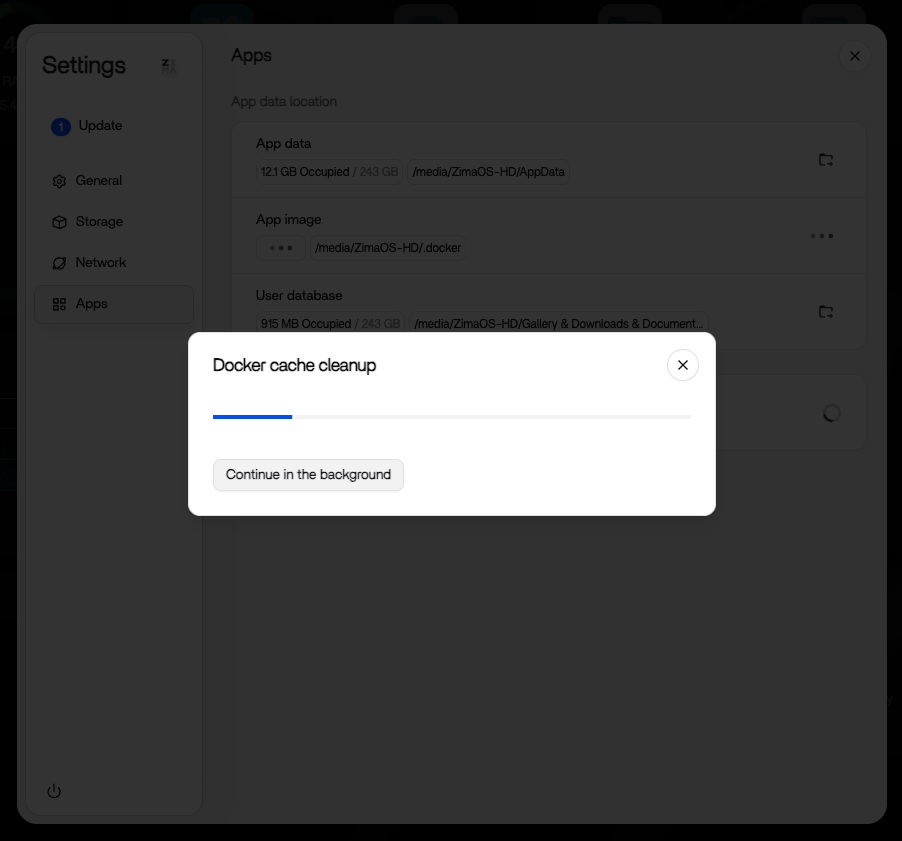 Página Settings Apps de ZimaOS con las aplicaciones instaladas, el uso de disco y las opciones para limpiar caché